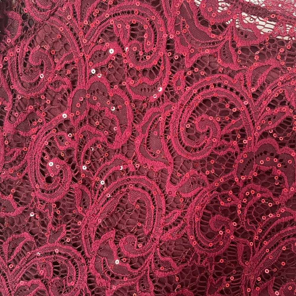 Dress - Picture 3 of 3